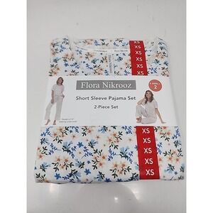 Flora Nikrooz 2-Piece Relaxed Fit Short Sleeve Pajama Set Size XS Ivory